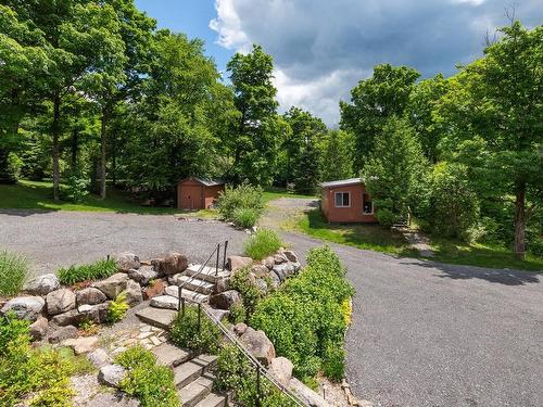 Exterior entrance - 1042 Mtée De Bourgogne, Saint-Sauveur, QC - Outdoor