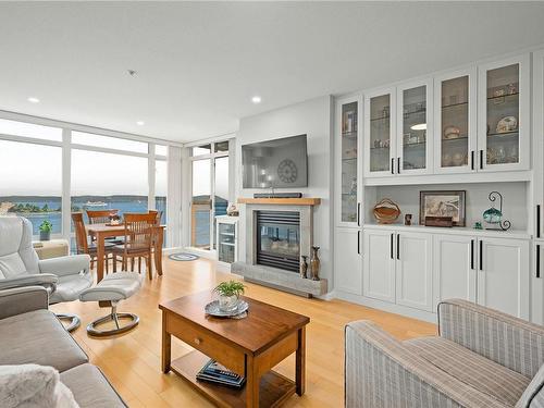 1101-38 Front St, Nanaimo, BC - Indoor Photo Showing Living Room With Fireplace