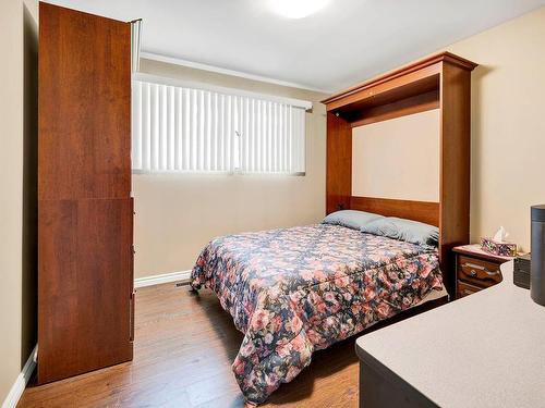 1975 Westsyde Rd, Kamloops, BC - Indoor Photo Showing Bedroom