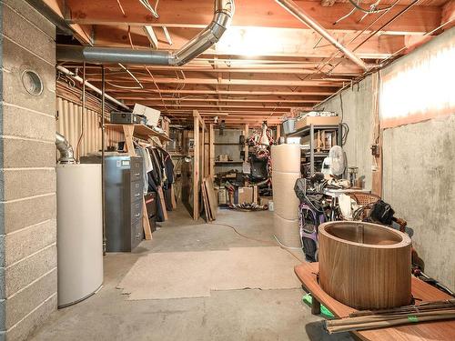 1975 Westsyde Rd, Kamloops, BC - Indoor Photo Showing Basement