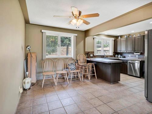 1975 Westsyde Rd, Kamloops, BC - Indoor Photo Showing Dining Room