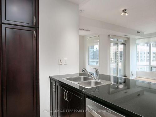 1101-100 Hayden St, Toronto, ON - Indoor Photo Showing Kitchen With Double Sink