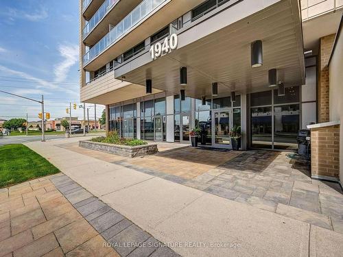 1709-1940 Ironstone Dr, Burlington, ON - Outdoor With Balcony