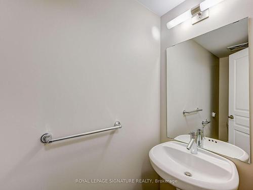 1709-1940 Ironstone Dr, Burlington, ON - Indoor Photo Showing Bathroom