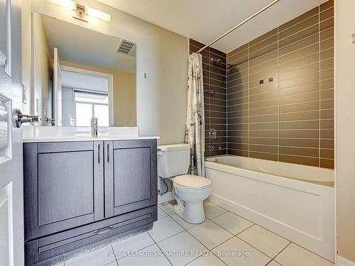 1709-1940 Ironstone Dr, Burlington, ON - Indoor Photo Showing Bathroom