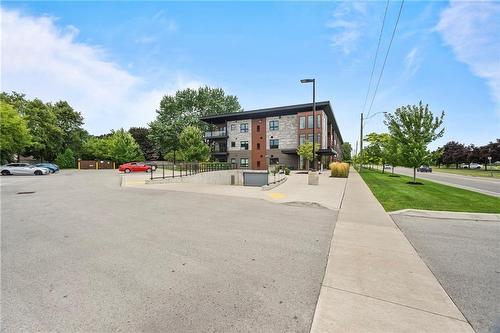 212 Lakeport Road|Unit #312, St. Catharines, ON - Outdoor