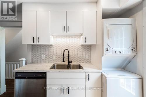 42 Balsam Avenue N, Hamilton, ON - Indoor Photo Showing Laundry Room