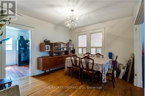 42 Balsam Avenue N, Hamilton, ON - Indoor Photo Showing Dining Room