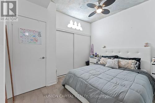203 - 127 Queen Street E, Toronto, ON - Indoor Photo Showing Bedroom