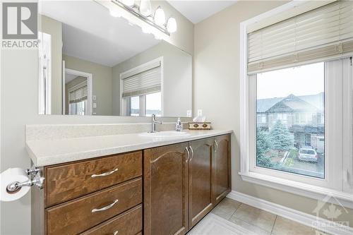 102 Popplewell Crescent, Ottawa, ON - Indoor Photo Showing Bathroom