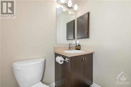 102 Popplewell Crescent, Ottawa, ON - Indoor Photo Showing Bathroom