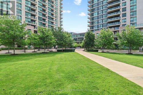 1105 - 205 Sherway Gardens Drive, Toronto W08, ON - Outdoor With Balcony With Facade