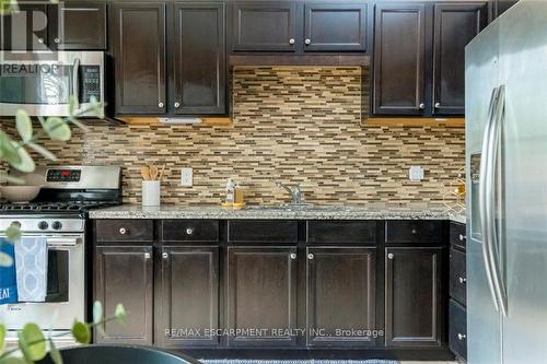 189 Stinson Street, Hamilton, ON - Indoor Photo Showing Kitchen