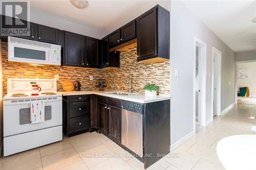 189 Stinson Street, Hamilton, ON - Indoor Photo Showing Kitchen With Double Sink