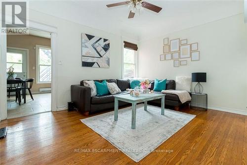 189 Stinson Street, Hamilton, ON - Indoor Photo Showing Living Room