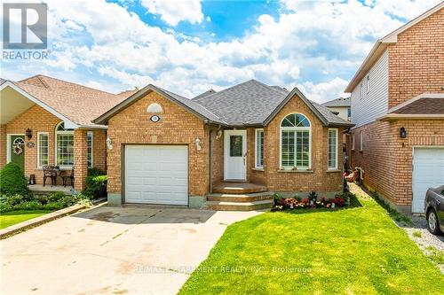 38 Meadowpoint Drive, Hamilton (Allison), ON - Outdoor With Facade