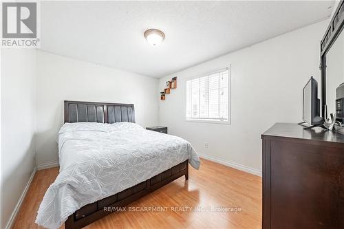 38 Meadowpoint Drive, Hamilton (Allison), ON - Indoor Photo Showing Bedroom