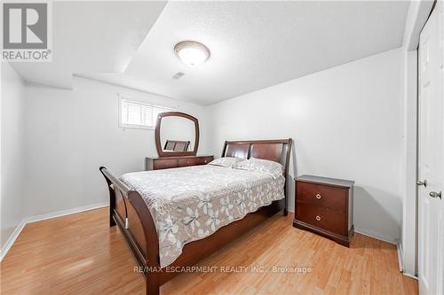 38 Meadowpoint Drive, Hamilton (Allison), ON - Indoor Photo Showing Bedroom