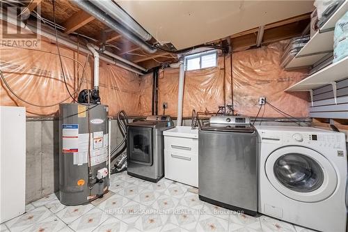 38 Meadowpoint Drive, Hamilton (Allison), ON - Indoor Photo Showing Laundry Room