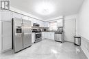 38 Meadowpoint Drive, Hamilton, ON  - Indoor Photo Showing Kitchen 