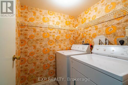 1203 - 301 Frances Avenue, Hamilton, ON - Indoor Photo Showing Laundry Room