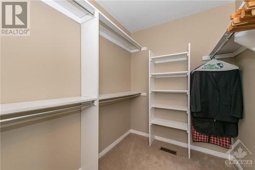 3754 Autumnwood Street, Ottawa, ON - Indoor With Storage