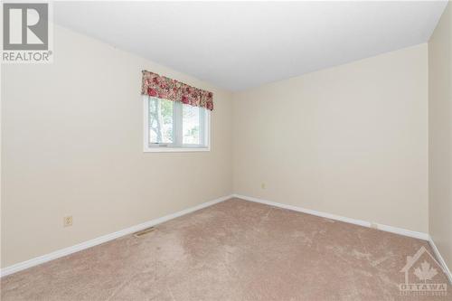 3754 Autumnwood Street, Ottawa, ON - Indoor Photo Showing Other Room