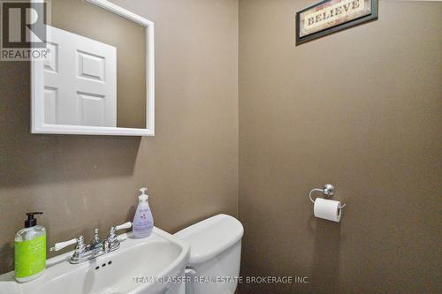 184 - 700 Osgoode Drive, London, ON - Indoor Photo Showing Bathroom