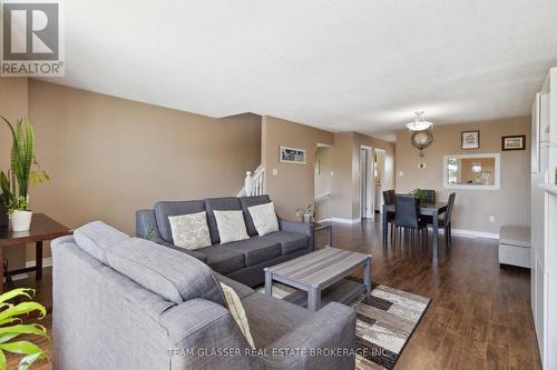 184 - 700 Osgoode Drive, London, ON - Indoor Photo Showing Living Room