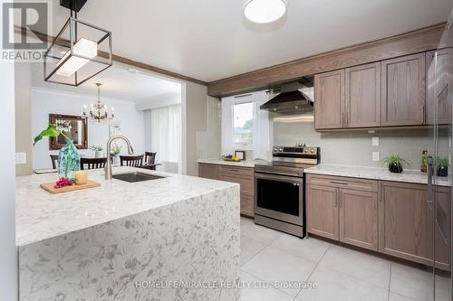 46 Clifton Avenue, Toronto, ON - Indoor Photo Showing Kitchen