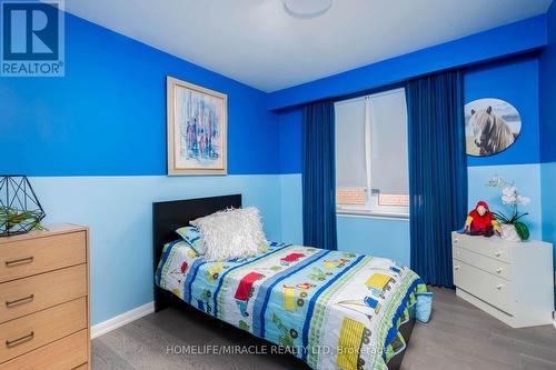 46 Clifton Avenue, Toronto, ON - Indoor Photo Showing Bedroom