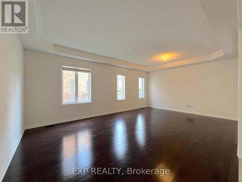 1206 Mccron Crescent, Newmarket (Stonehaven-Wyndham), ON - Indoor Photo Showing Other Room