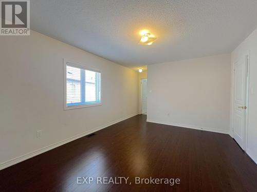 1206 Mccron Crescent, Newmarket (Stonehaven-Wyndham), ON - Indoor Photo Showing Other Room