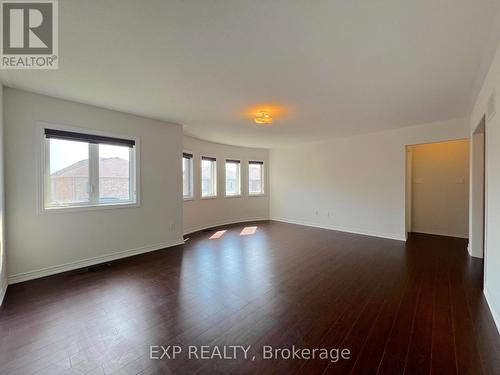 1206 Mccron Crescent, Newmarket (Stonehaven-Wyndham), ON - Indoor Photo Showing Other Room