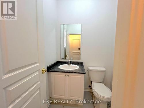 1206 Mccron Crescent, Newmarket (Stonehaven-Wyndham), ON - Indoor Photo Showing Bathroom