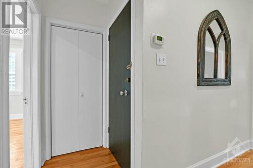 Second Floor -Foyer - 22-24 Byron Avenue, Ottawa, ON - Indoor Photo Showing Other Room