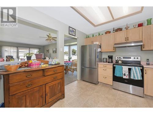 2107 43 Avenue Unit# 28, Vernon, BC - Indoor Photo Showing Kitchen