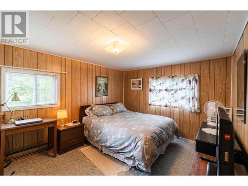 112 Josephine Street, New Denver, BC - Indoor Photo Showing Bedroom