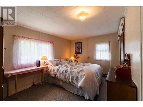 112 Josephine Street, New Denver, BC - Indoor Photo Showing Bedroom