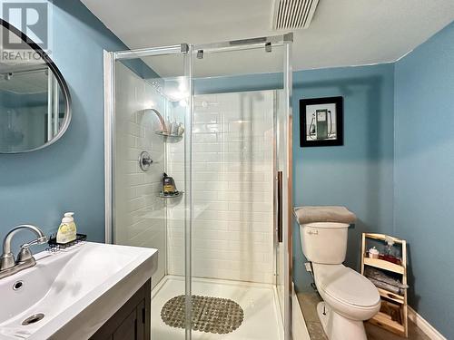 837 Mcdonald Road, Vanderhoof, BC - Indoor Photo Showing Bathroom