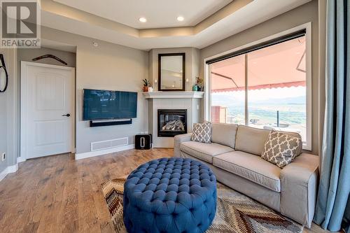 508 Balsam Court, Vernon, BC - Indoor Photo Showing Living Room With Fireplace