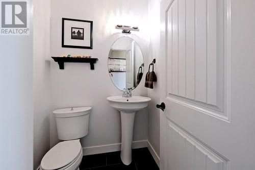 508 Balsam Court, Vernon, BC - Indoor Photo Showing Bathroom