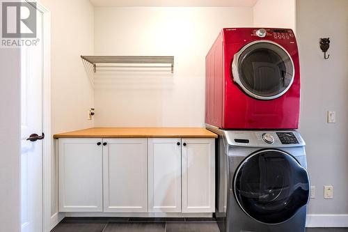 508 Balsam Court, Vernon, BC - Indoor Photo Showing Laundry Room