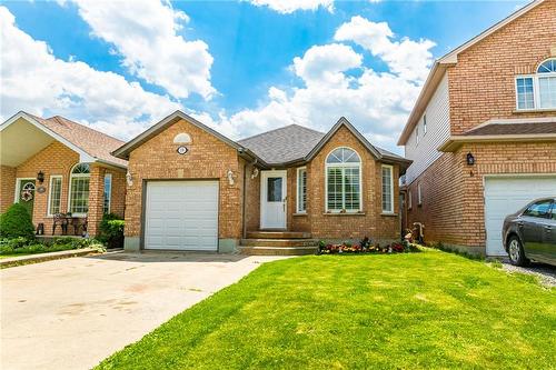 38 Meadowpoint Drive, Hamilton, ON - Outdoor With Facade