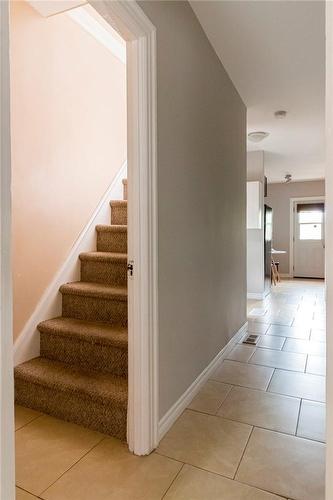 189 Stinson Street, Hamilton, ON - Indoor Photo Showing Other Room