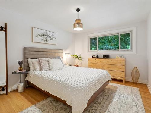 186 Old Orchard Road, Burlington, ON - Indoor Photo Showing Bedroom