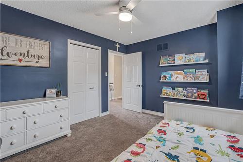 2188 Donald Road, Burlington, ON - Indoor Photo Showing Bedroom