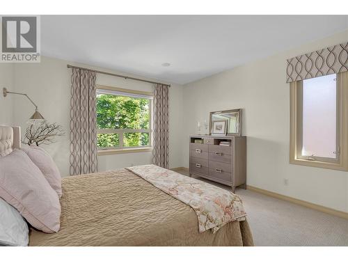 2037 Capistrano Drive, Kelowna, BC - Indoor Photo Showing Bedroom