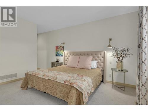 2037 Capistrano Drive, Kelowna, BC - Indoor Photo Showing Bedroom