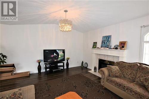 4904 Valleyview Place, Vernon, BC - Indoor Photo Showing Living Room With Fireplace